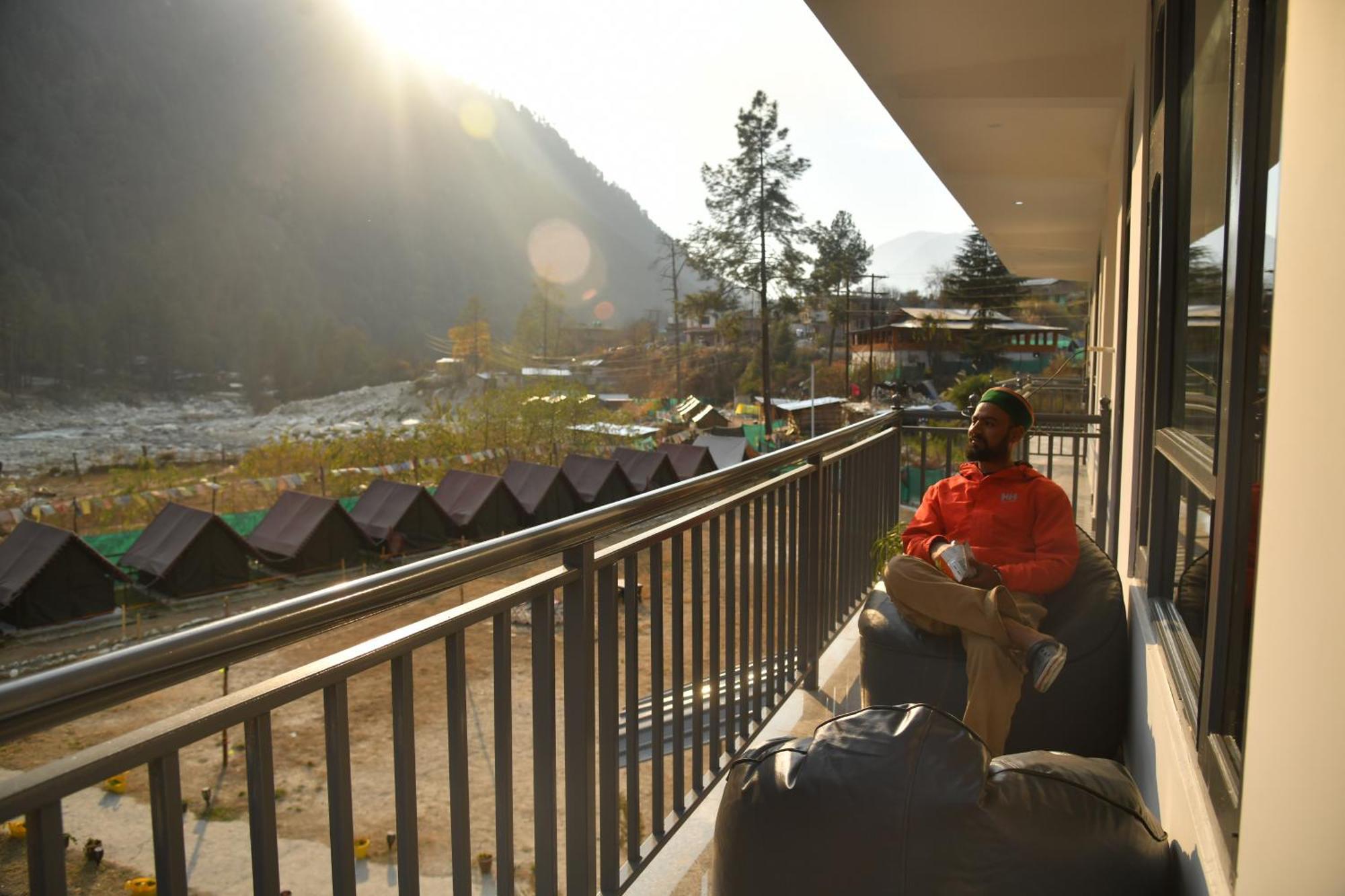 Himtrek Stays, Kasol Ngoại thất bức ảnh