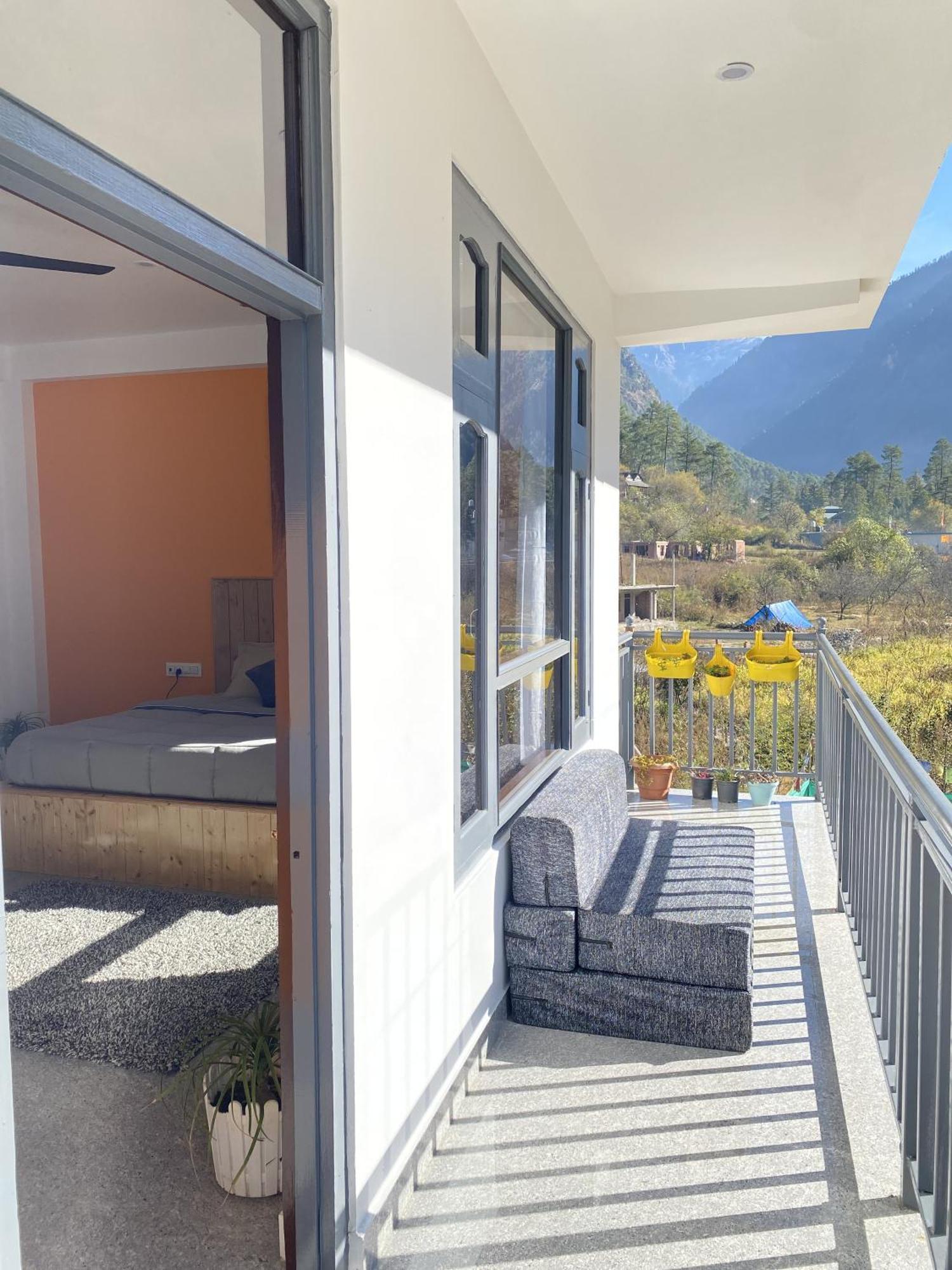 Himtrek Stays, Kasol Ngoại thất bức ảnh