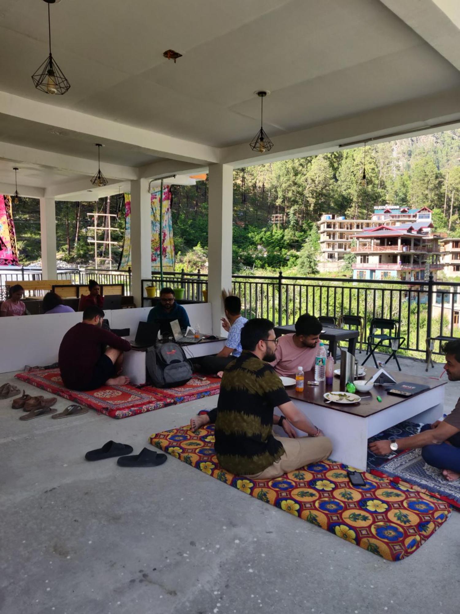 Himtrek Stays, Kasol Ngoại thất bức ảnh