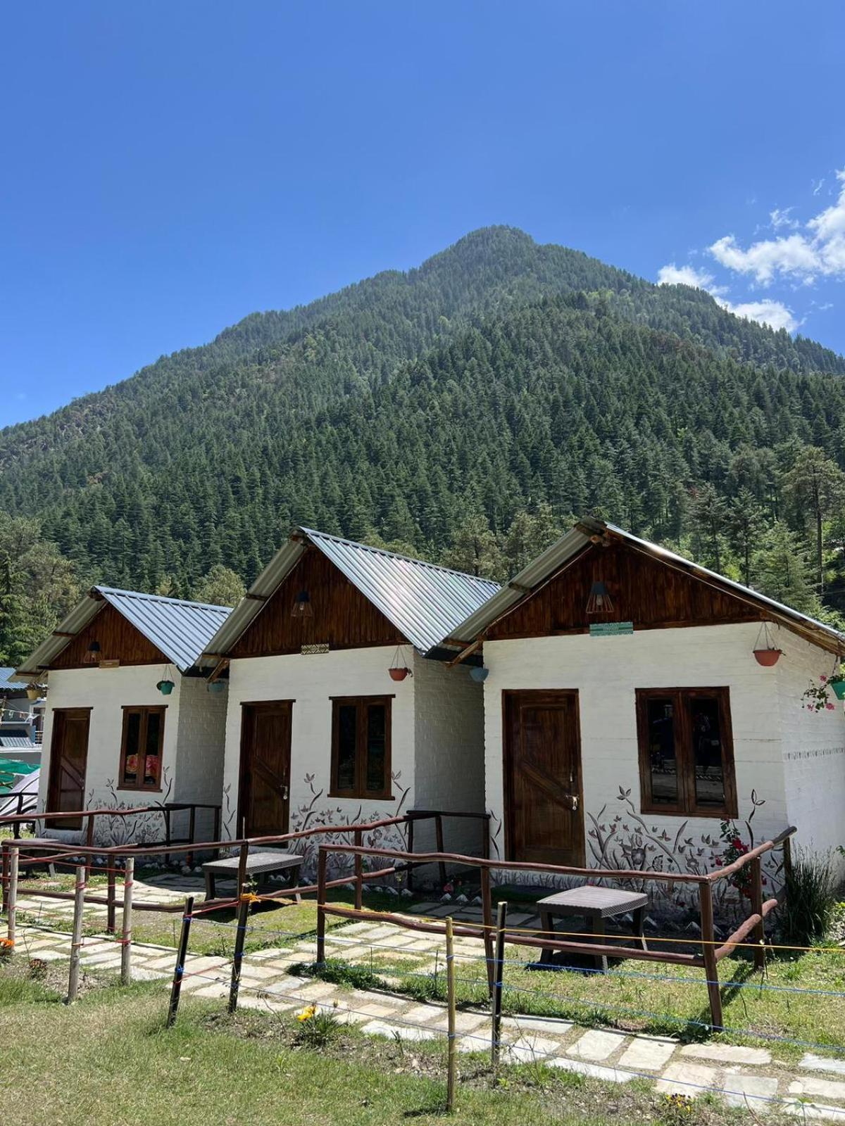 Himtrek Stays, Kasol Ngoại thất bức ảnh
