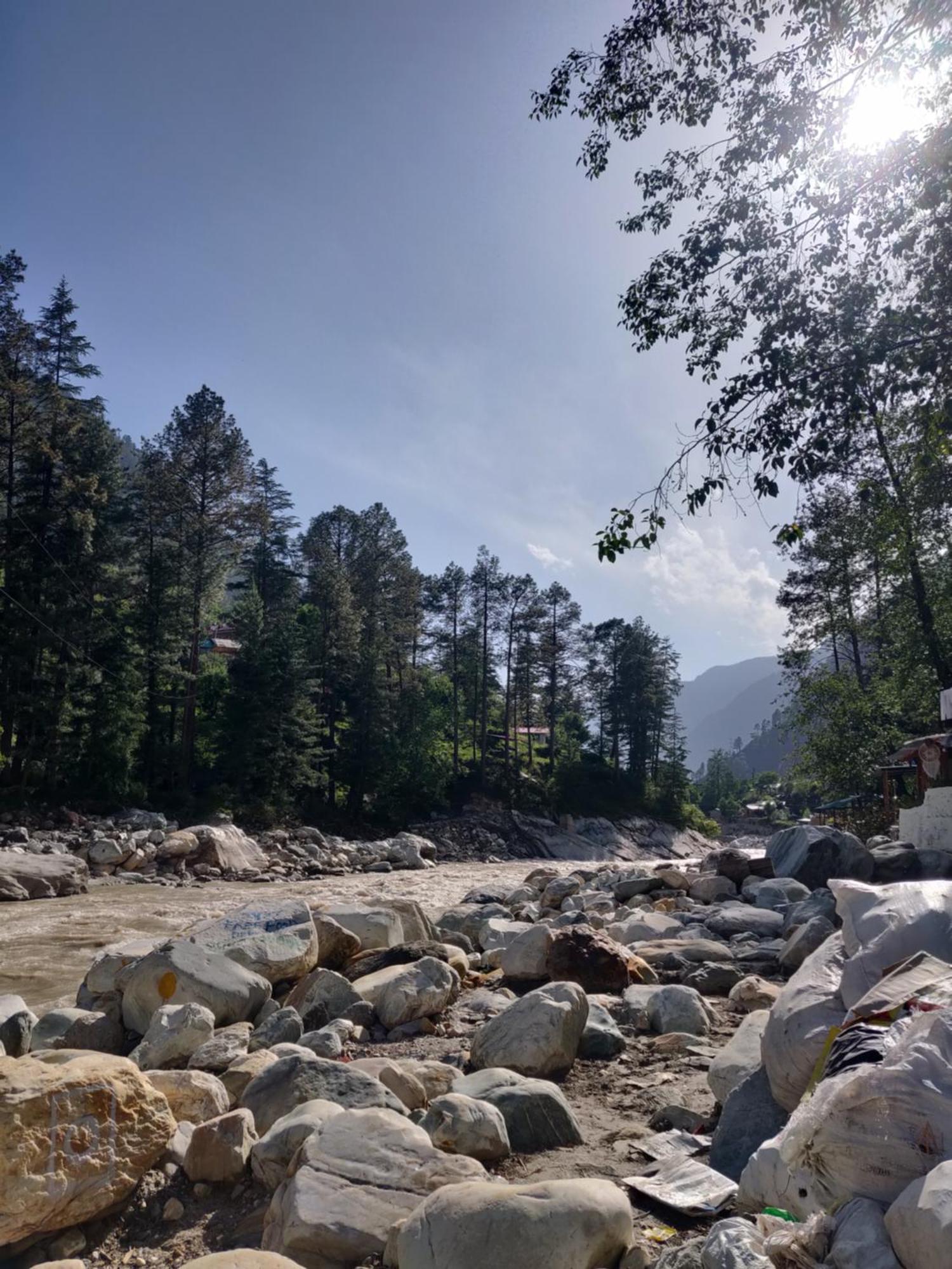 Himtrek Stays, Kasol Ngoại thất bức ảnh