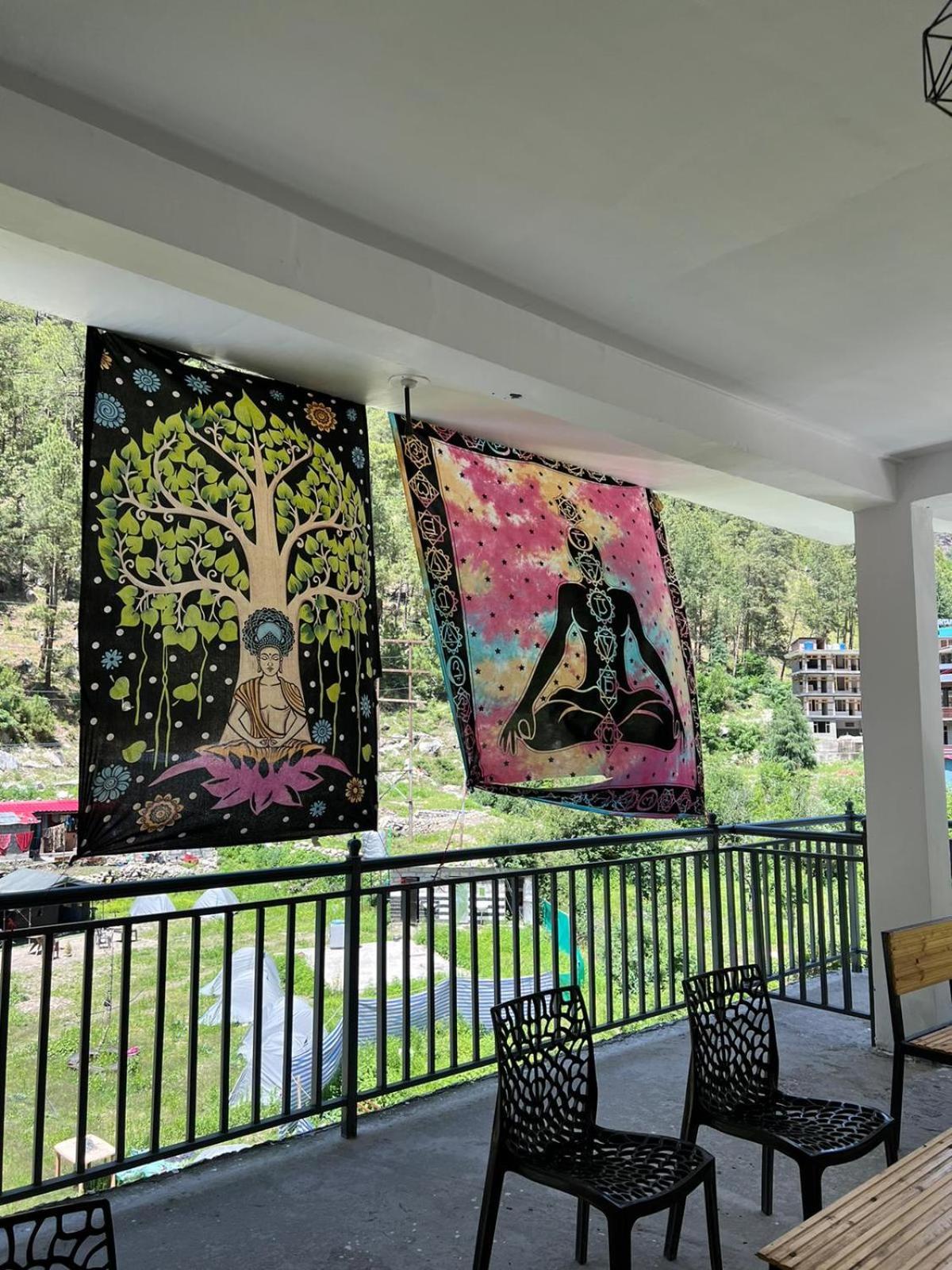 Himtrek Stays, Kasol Ngoại thất bức ảnh